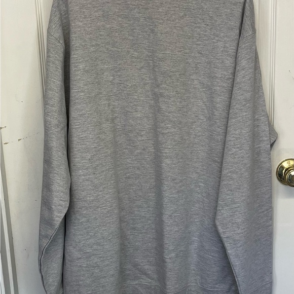 Ariana Grande Christmas Kisses Gray Sweatshirt - Picture 5 of 5